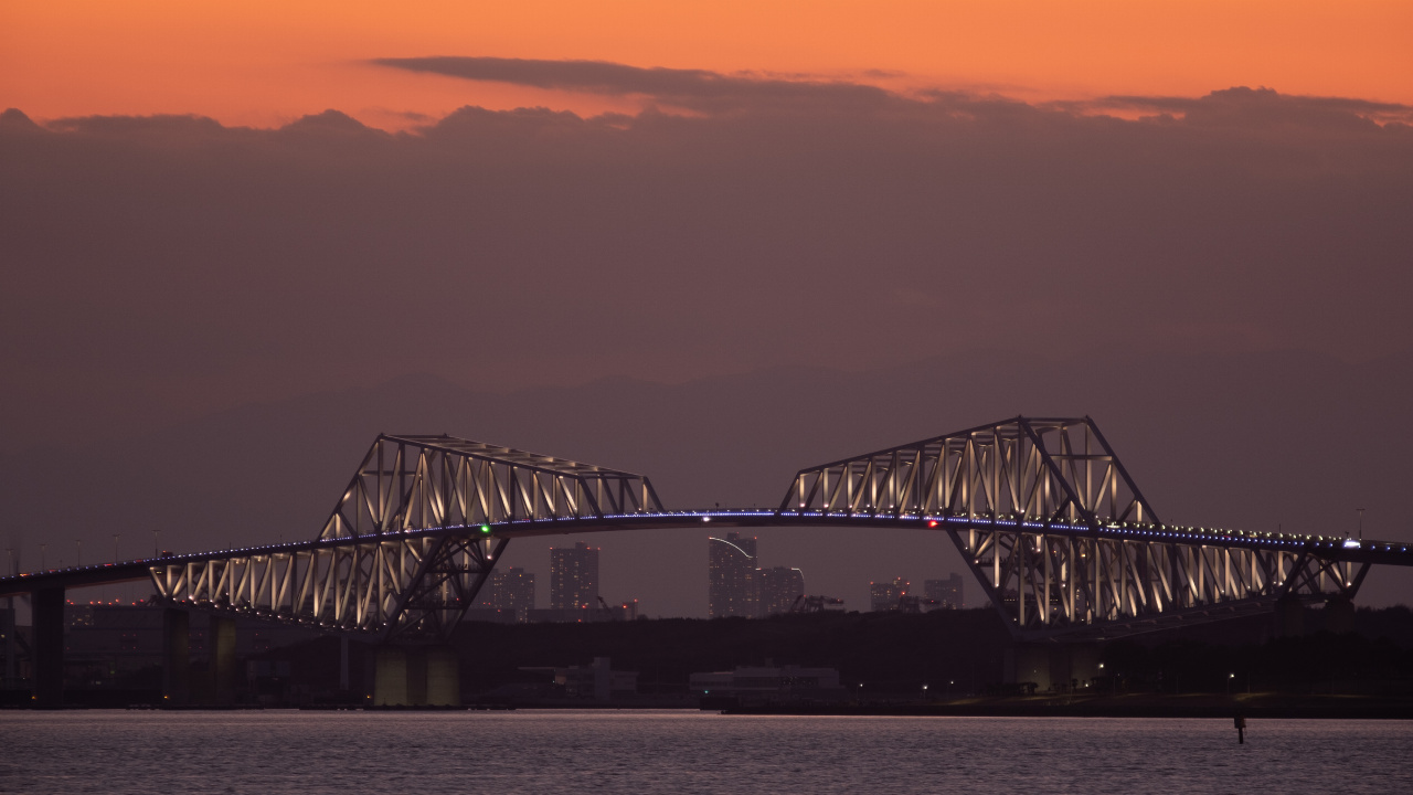 White Metal Bridge Over The Sea During Sunset. Wallpaper in 1280x720 Resolution