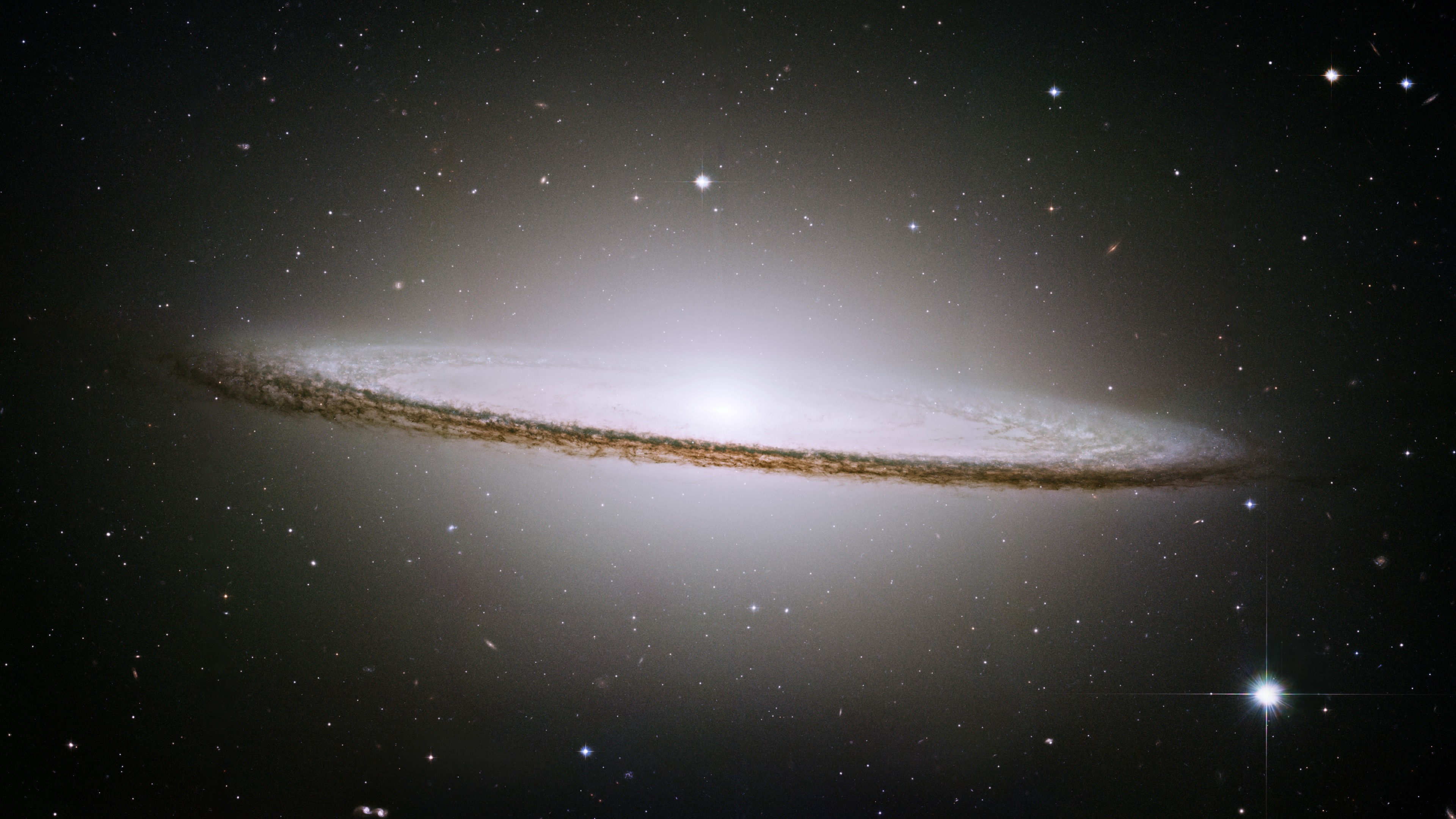 Sombrero星系, 哈勃太空望远镜, 宇宙, 天文学, 天文学对象 壁纸 3840x2160 允许