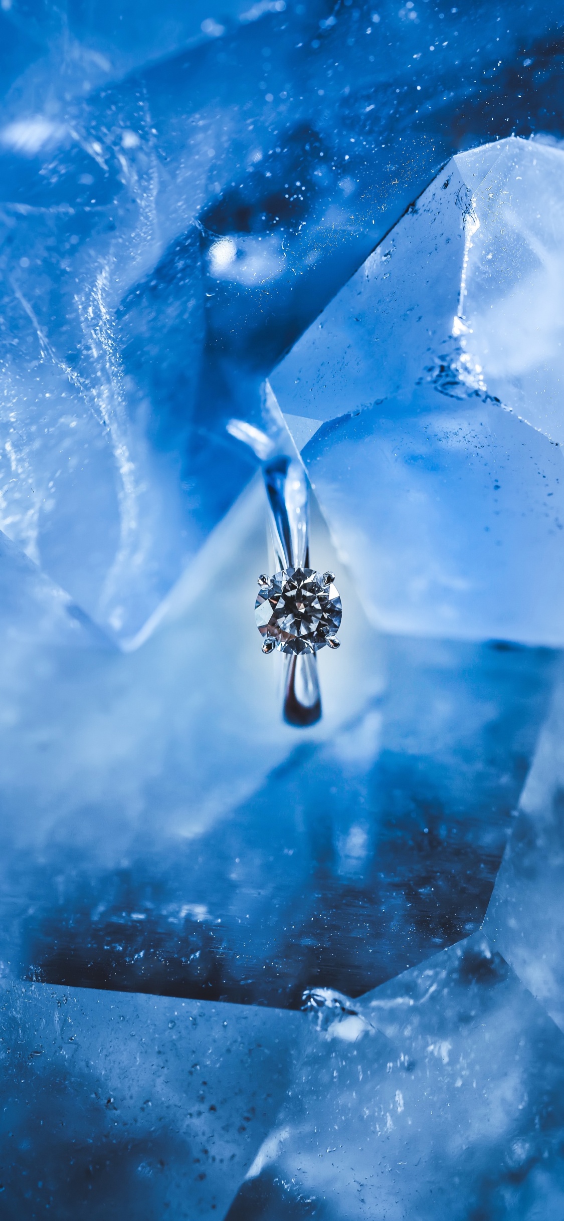 Blue, Water, Electric Blue, Liquid, Sky. Wallpaper in 1125x2436 Resolution