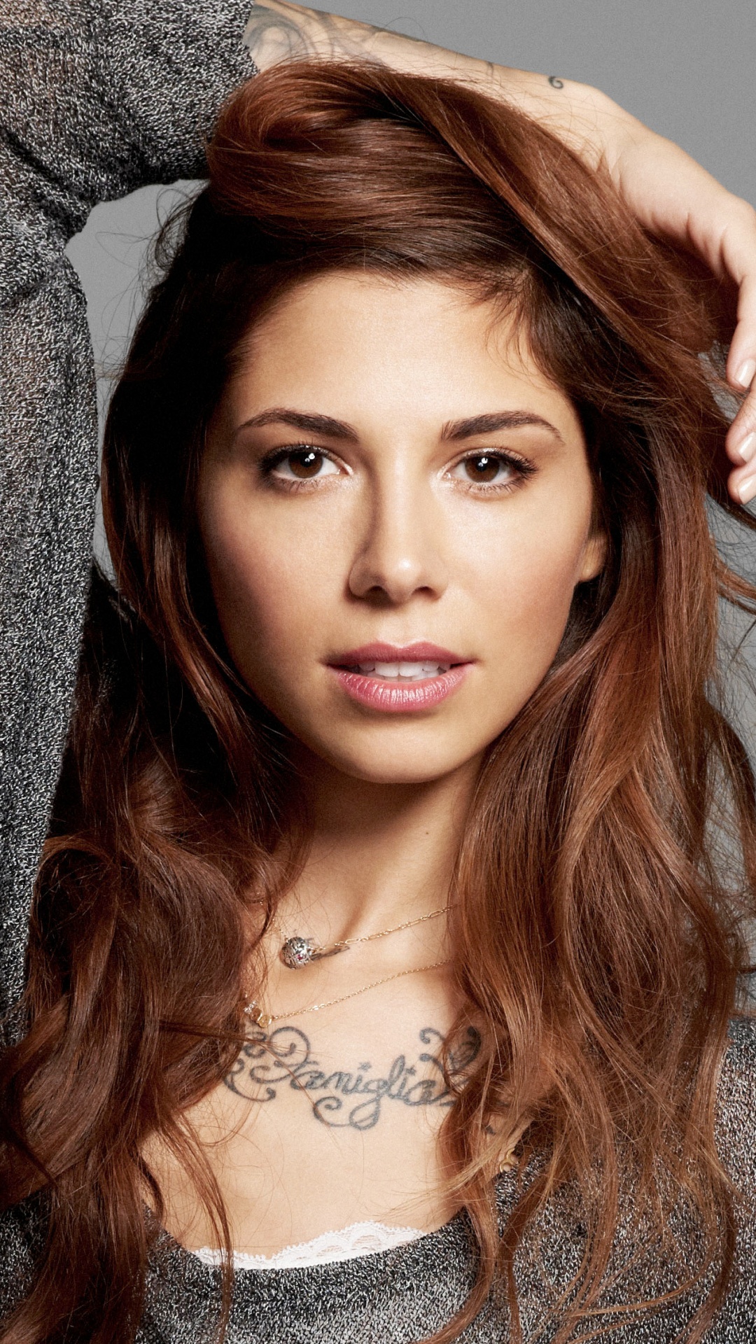 Peau, Coiffure, Chanson, Cheveu, Les Cheveux Bruns. Wallpaper in 1080x1920 Resolution