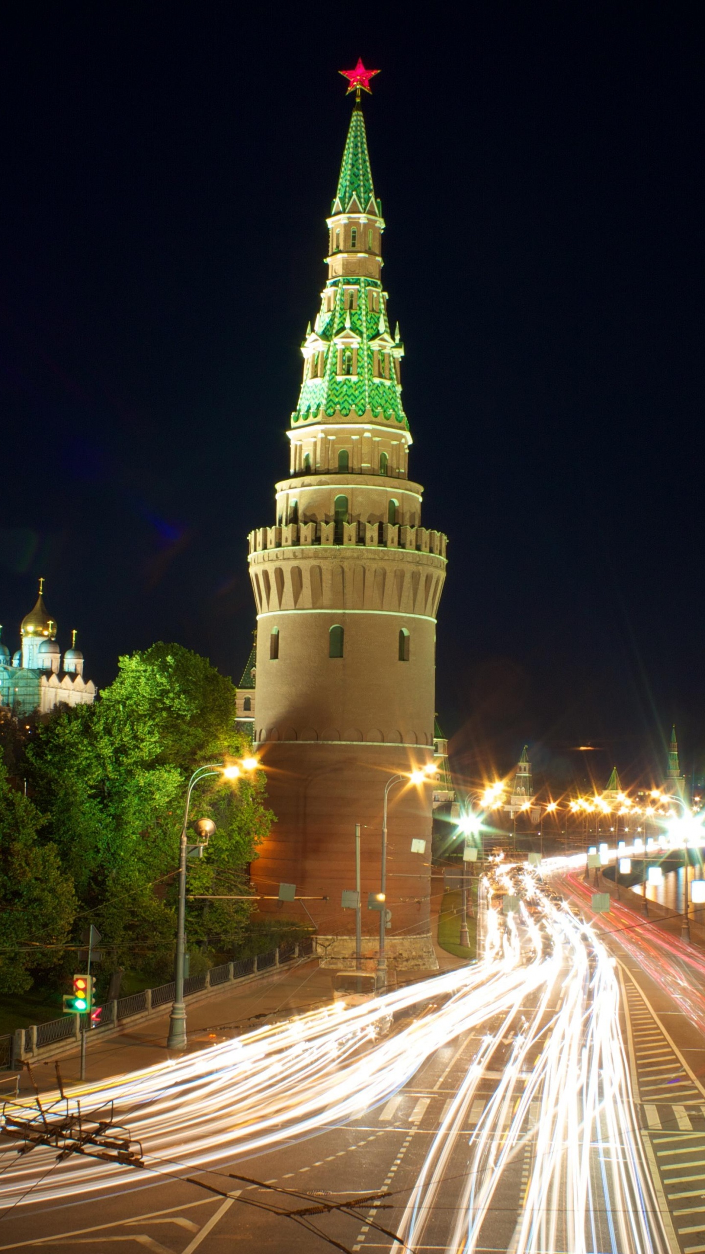 Time Lapse Photography of Cars on Road During Night Time. Wallpaper in 1440x2560 Resolution