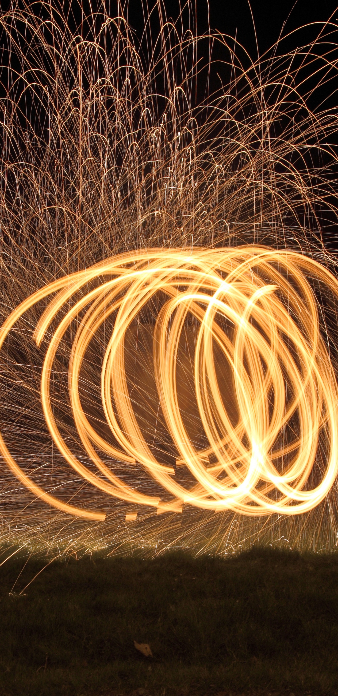 Zeitrafferfotografie Von Feuer. Wallpaper in 1440x2960 Resolution