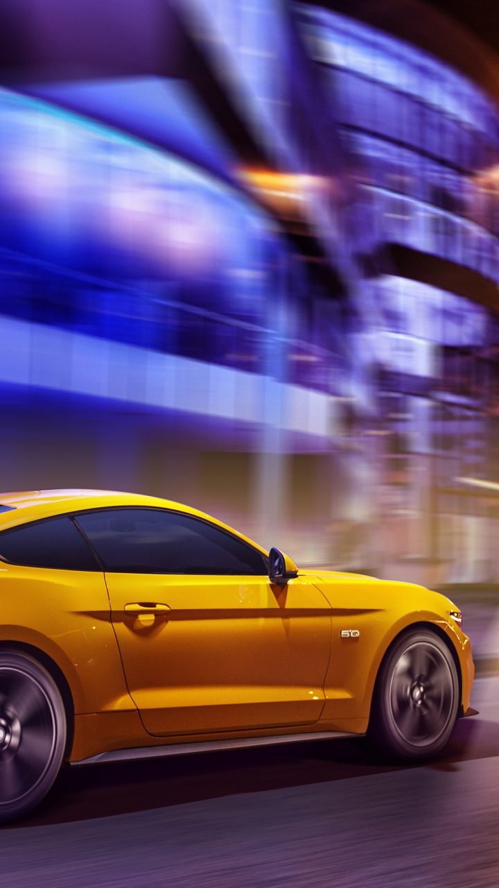 Porsche 911 Jaune Sur Route. Wallpaper in 720x1280 Resolution