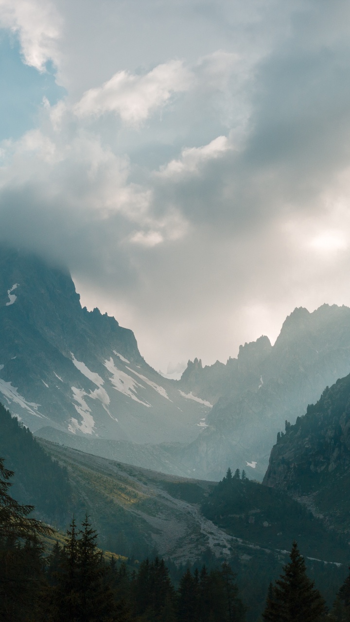 Cloud, Naturlandschaft, Baum, Hochland, Cumulus. Wallpaper in 720x1280 Resolution