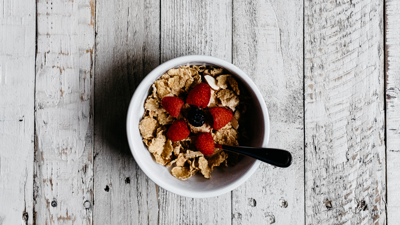 早餐麦片, 早餐, 牛奶, 食品, 成分 壁纸 1280x720 允许
