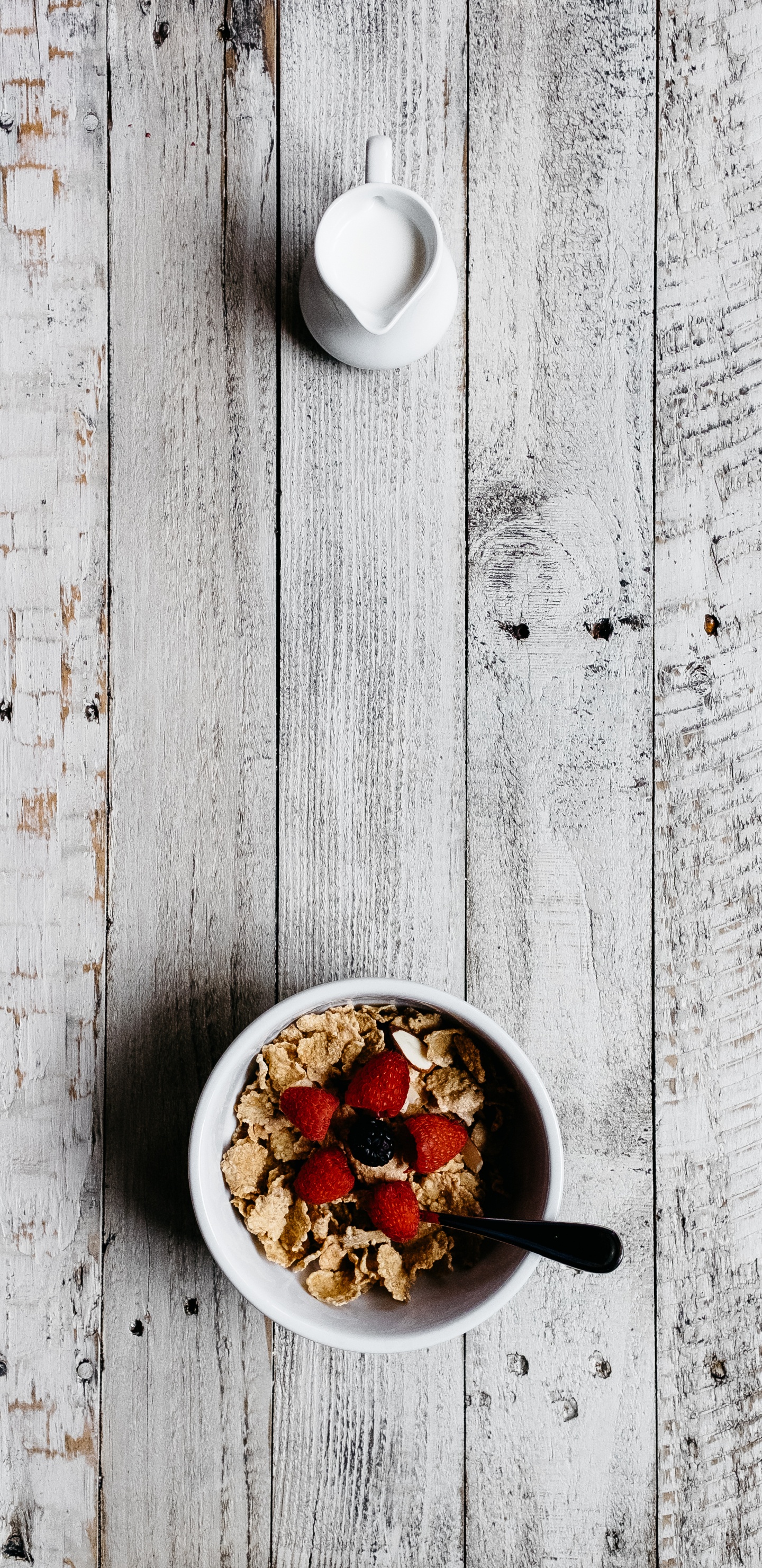 Sliced Fruits in White Ceramic Bowl. Wallpaper in 1440x2960 Resolution