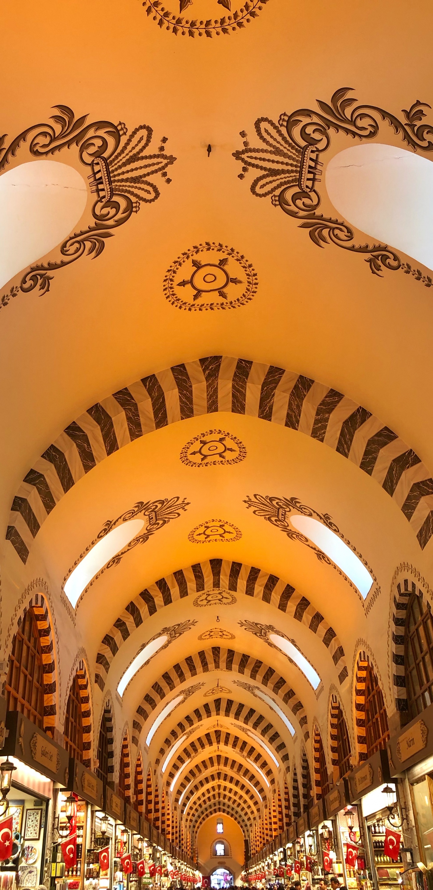 Arch, Msr Ars, Sabiha Gokcen International Airport, Ceiling, Retail. Wallpaper in 1440x2960 Resolution