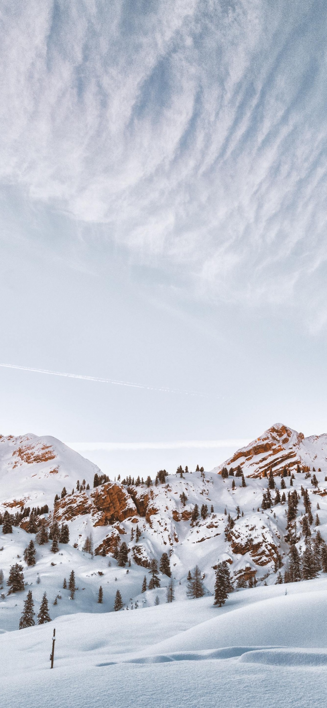 Schneelandschaft, Schnee, Winter, Cloud, Tageszeit. Wallpaper in 1125x2436 Resolution