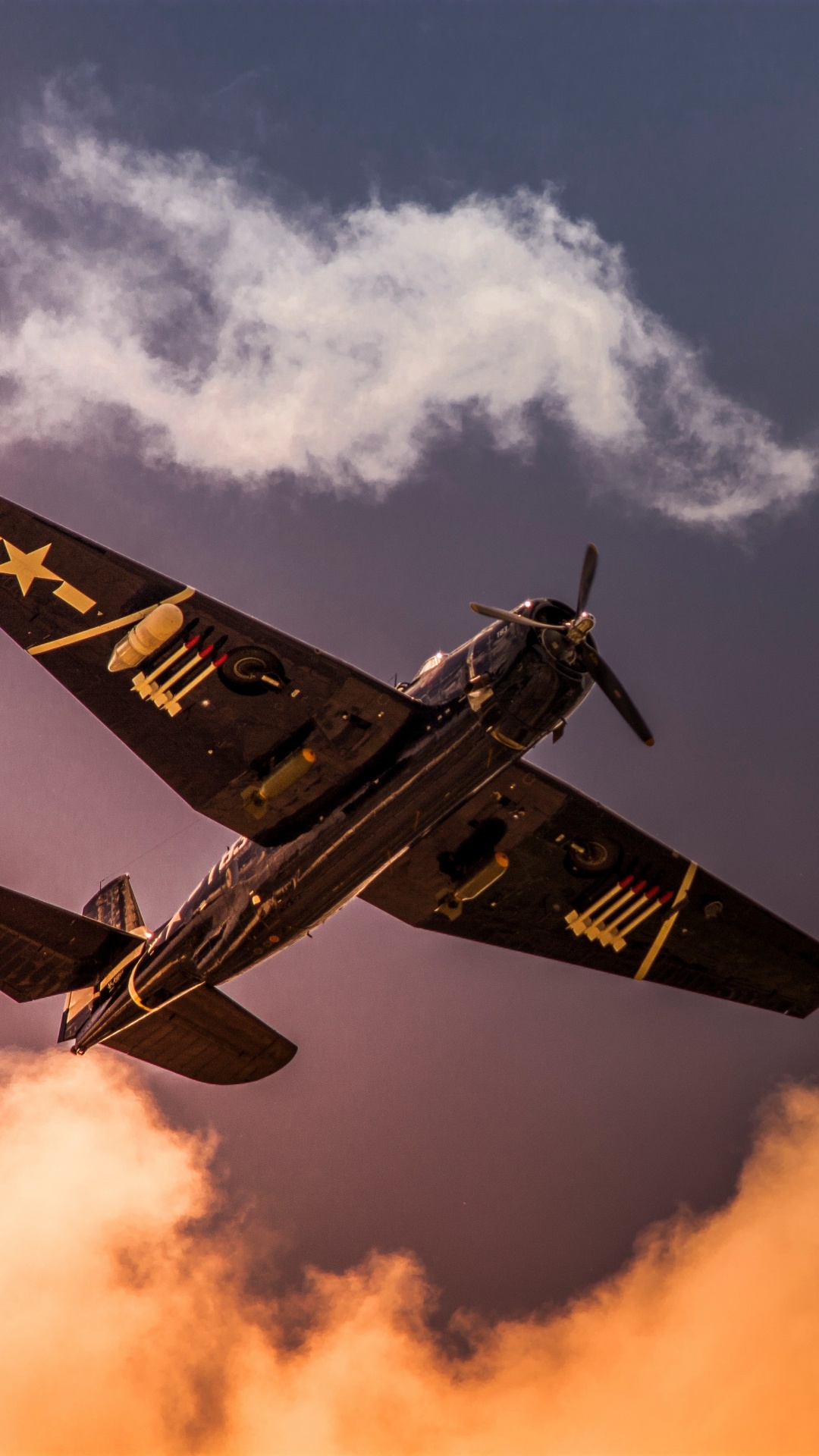 Avion à Réaction Noir et Jaune Dans Les Airs Pendant la Journée. Wallpaper in 1080x1920 Resolution