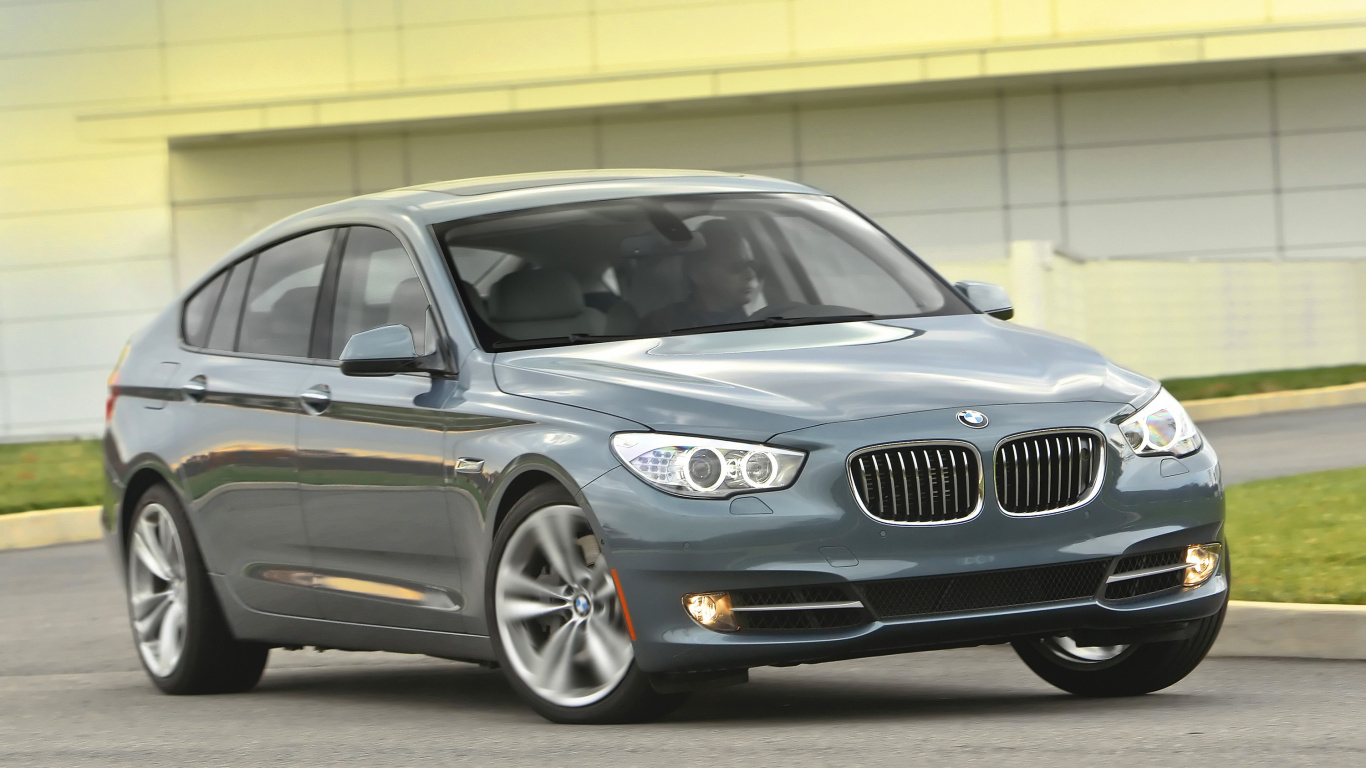 Black Mercedes Benz c Class. Wallpaper in 1366x768 Resolution