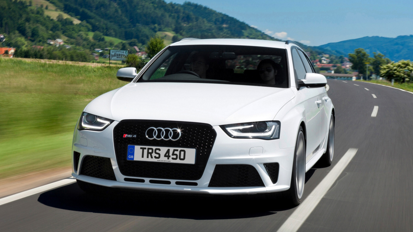 Audi a 4 Blanche Sur Route Pendant la Journée. Wallpaper in 1366x768 Resolution