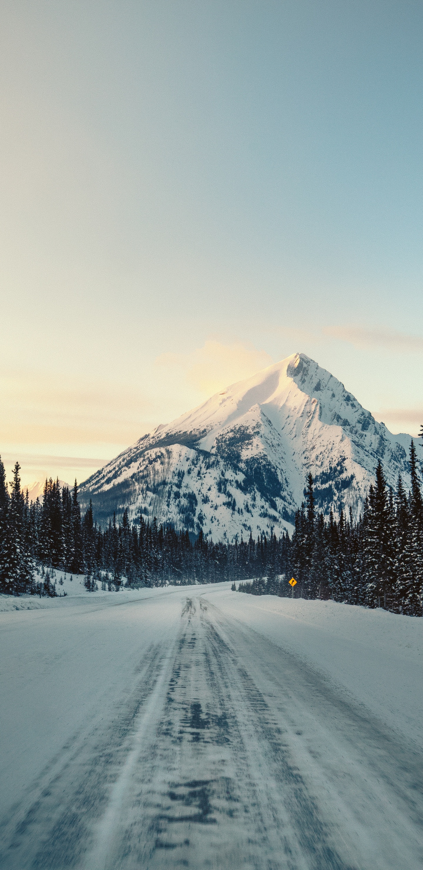 Route, Neige, Hiver, Les Reliefs Montagneux, Congélation. Wallpaper in 1440x2960 Resolution