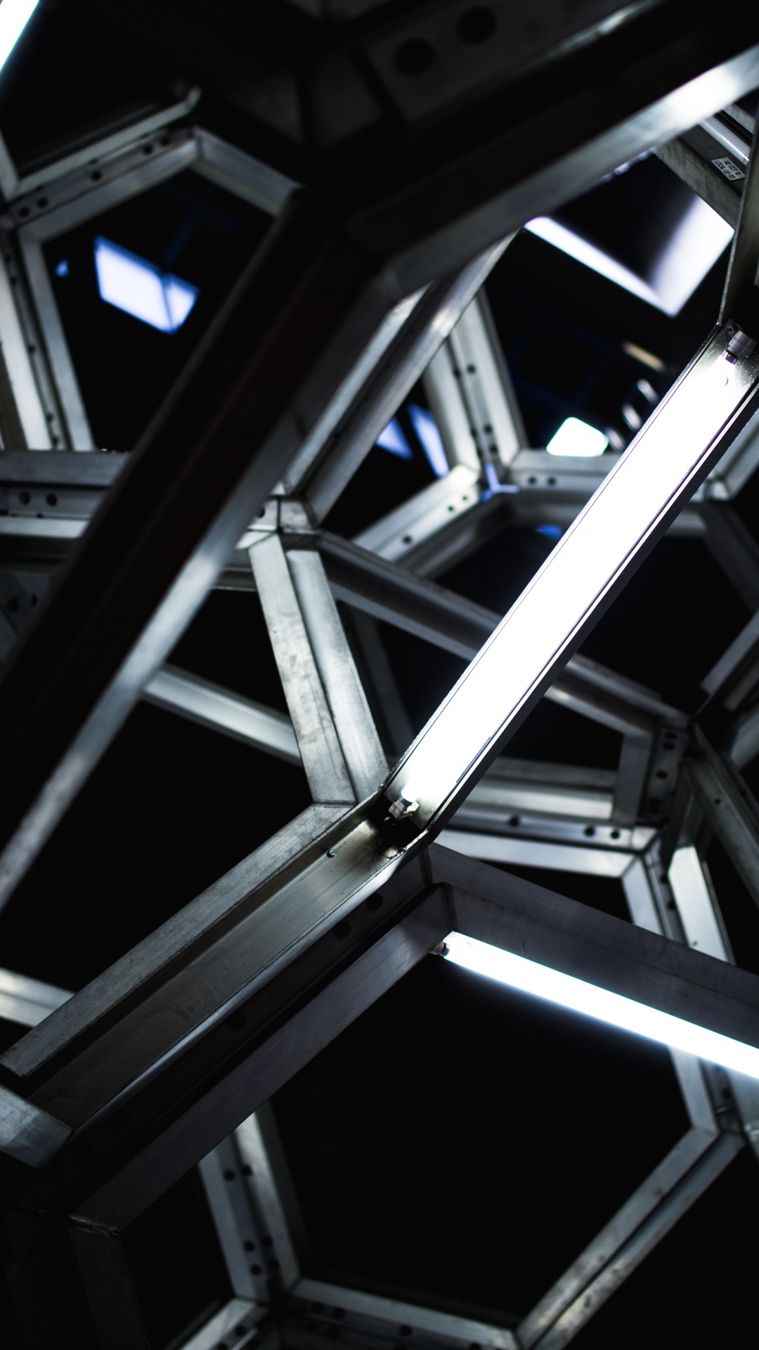 Foto en Blanco y Negro de un Edificio. Wallpaper in 1080x1920 Resolution