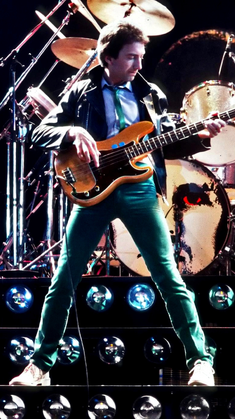 Freddie Mercury, Queen, Konzert, Leistung, Unterhaltung. Wallpaper in 750x1334 Resolution