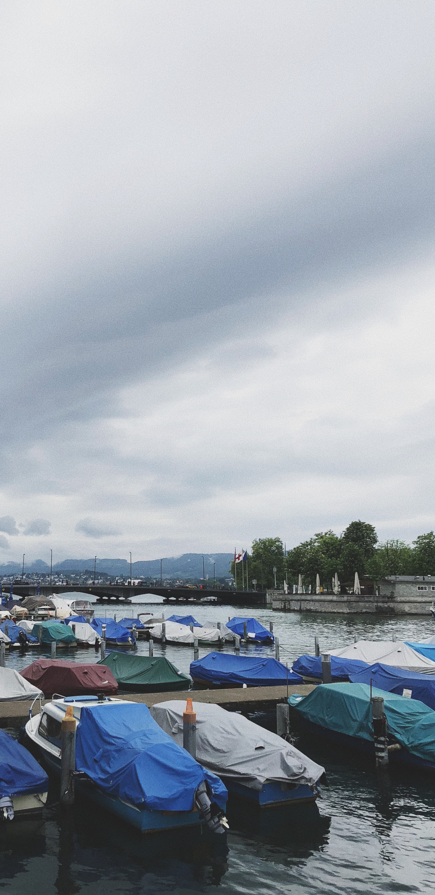 Water, Water Transportation, Boat, Canal, Tourism. Wallpaper in 1440x2960 Resolution