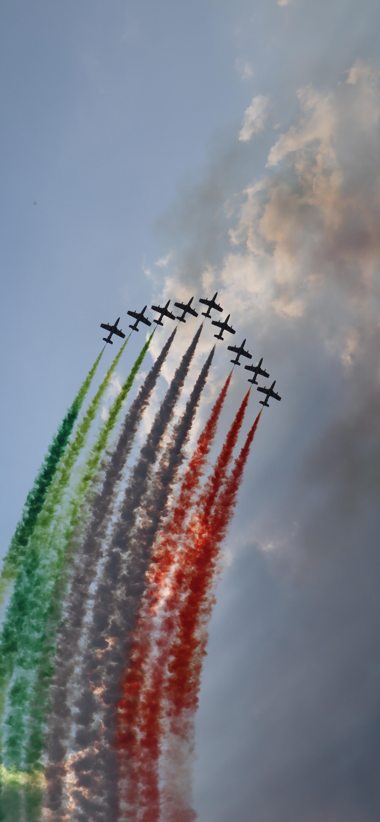 Spectacle Aérien D'ostie, Avion, Aviation, Air Voyage, Voltige. Wallpaper in 1242x2688 Resolution