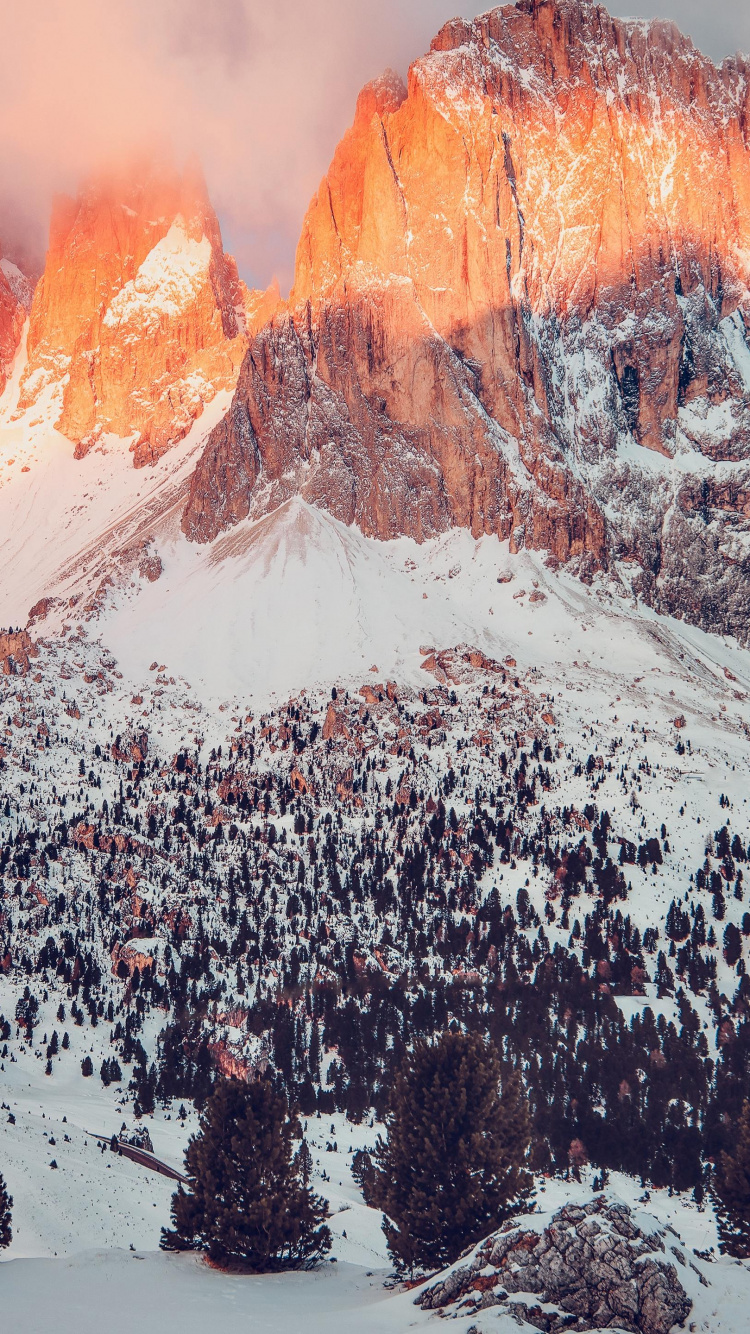 Cloud, Schnee, Piste, Naturlandschaft, Hochland. Wallpaper in 750x1334 Resolution