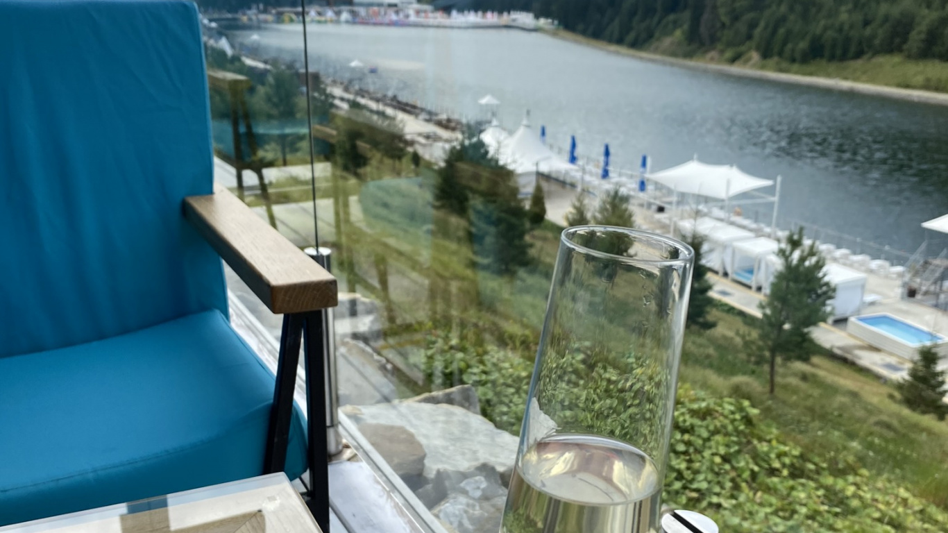 旅游业, 饮具, 食品, 葡萄酒杯, 高脚杯 壁纸 1366x768 允许