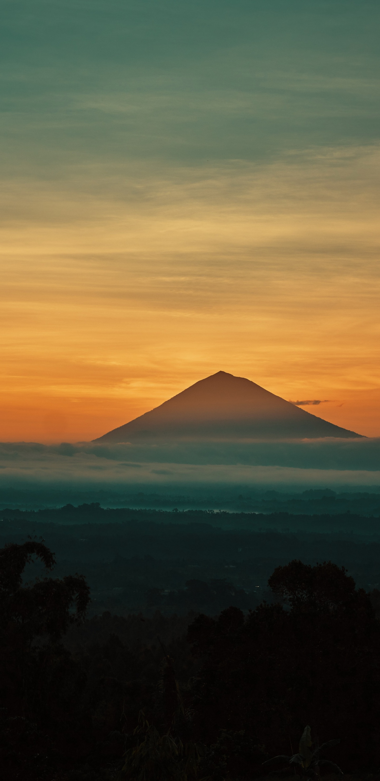 Puesta, Montaña, Afterglow, Highland, Atardecer. Wallpaper in 1440x2960 Resolution