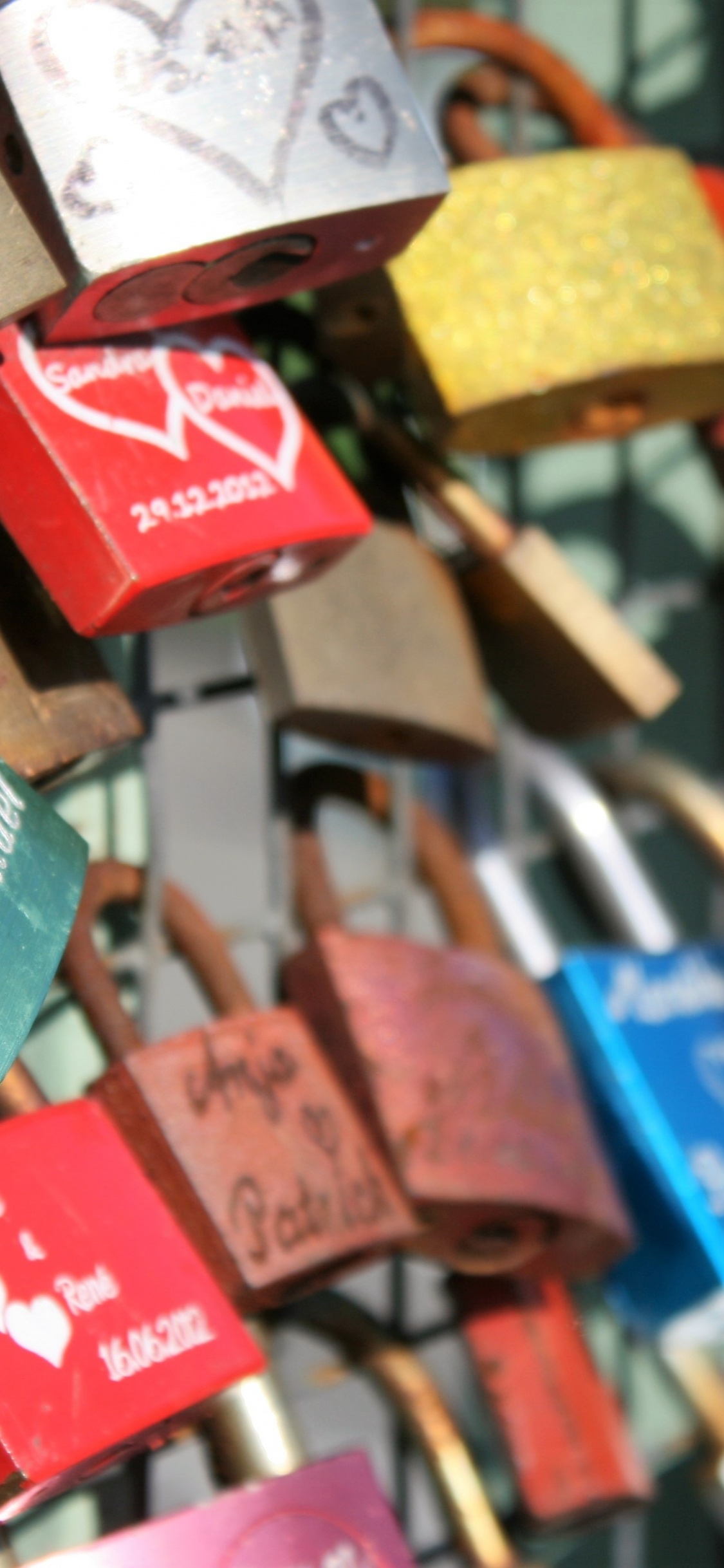 Padlock, Lock, Material Property, Castle, Selling. Wallpaper in 1125x2436 Resolution