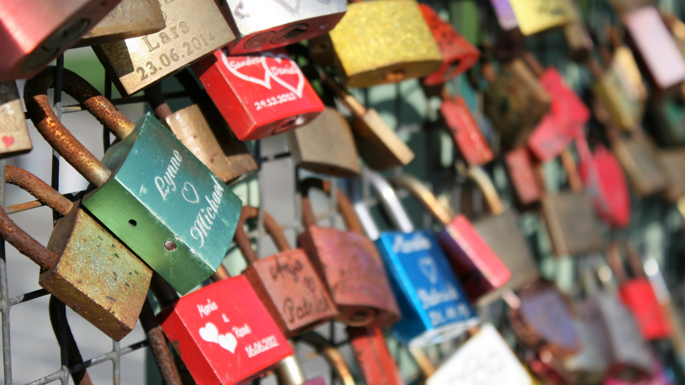 Padlock, Lock, Material Property, Castle, Selling. Wallpaper in 1366x768 Resolution