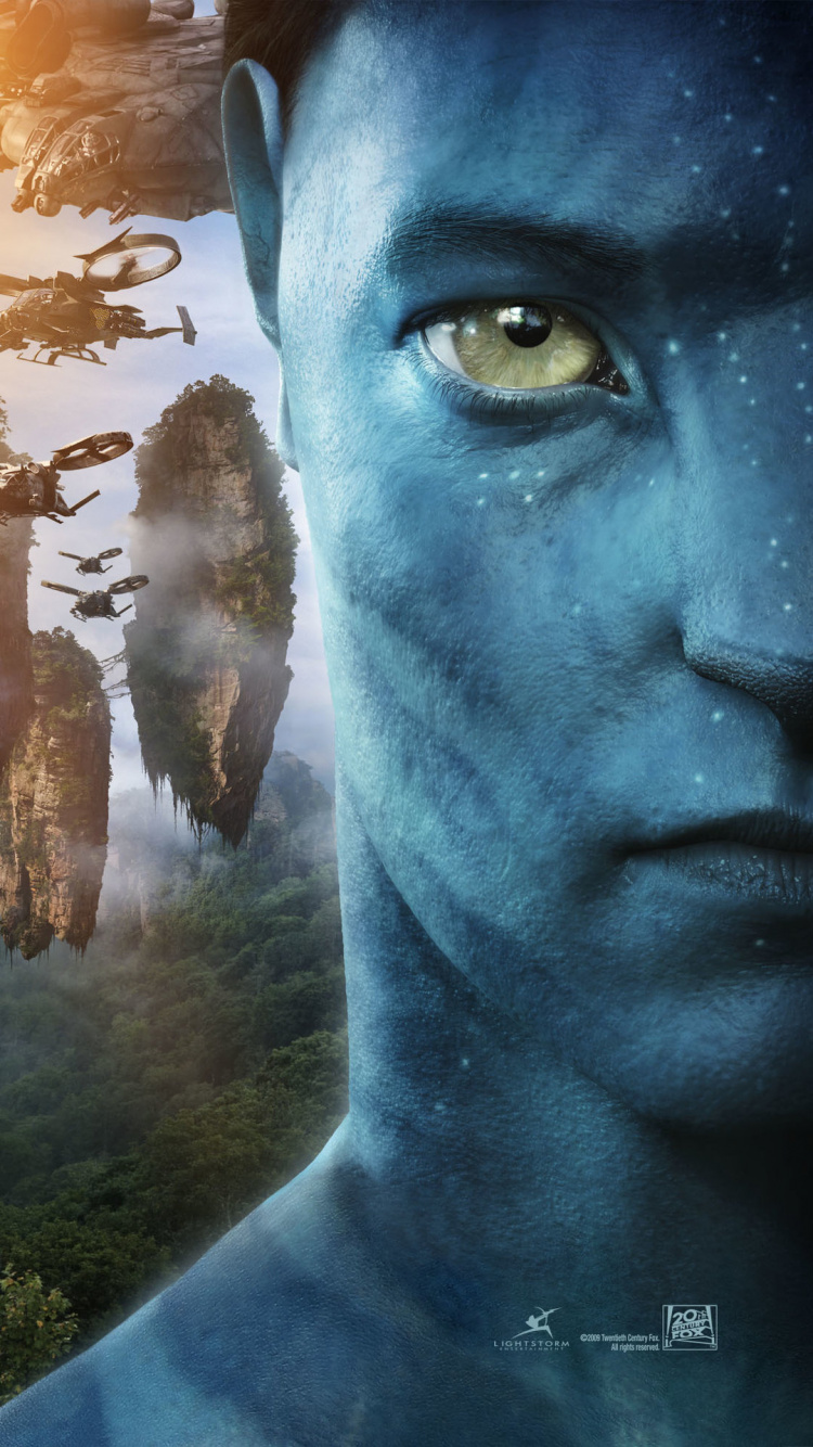 Man in Black Crew Neck Shirt. Wallpaper in 750x1334 Resolution