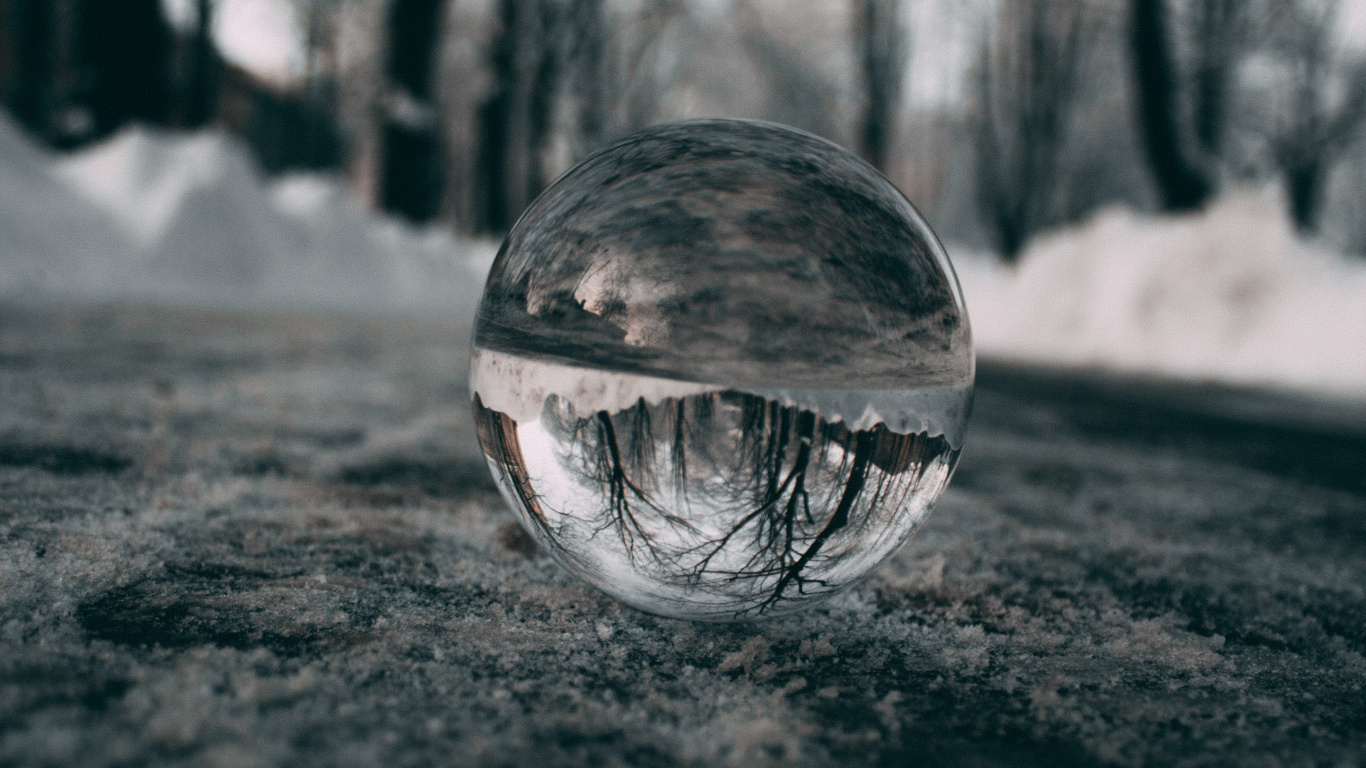 Black and White, Sky, Water, Sphere, Close Up. Wallpaper in 1366x768 Resolution