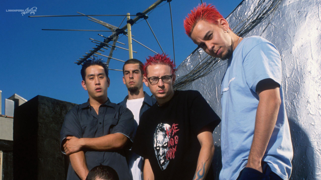 Chester Bennington, Mike Shinoda, Linkin Park, Fun, Facial Hair. Wallpaper in 1280x720 Resolution