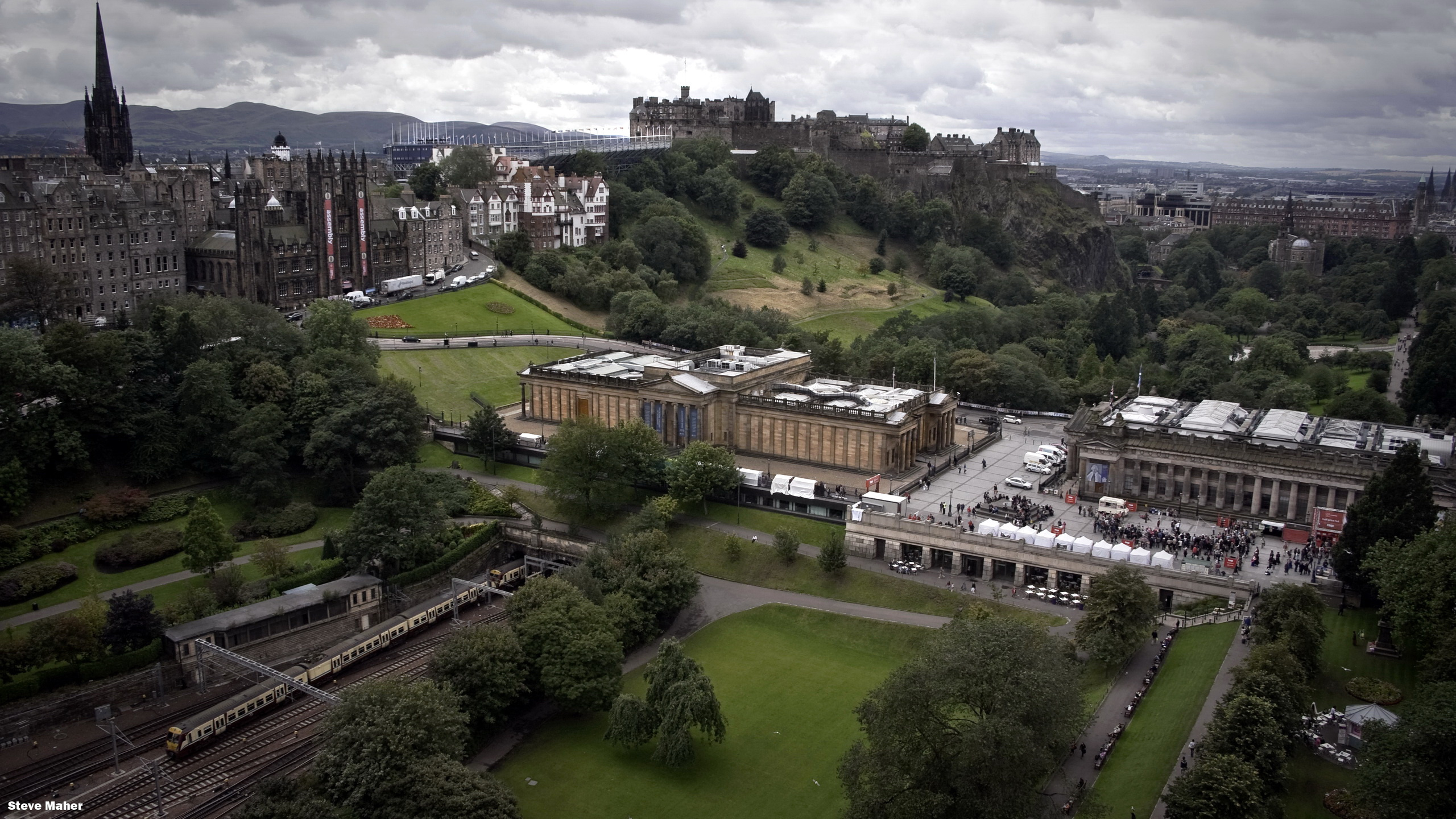Aerial View of Green Trees and Buildings During Daytime. Wallpaper in 2560x1440 Resolution