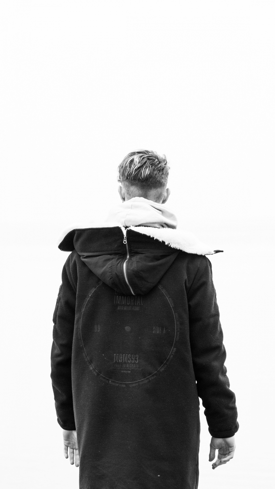 Manteau, Permanent, Les Vêtements D'extérieur, Veste, Épaule. Wallpaper in 1080x1920 Resolution