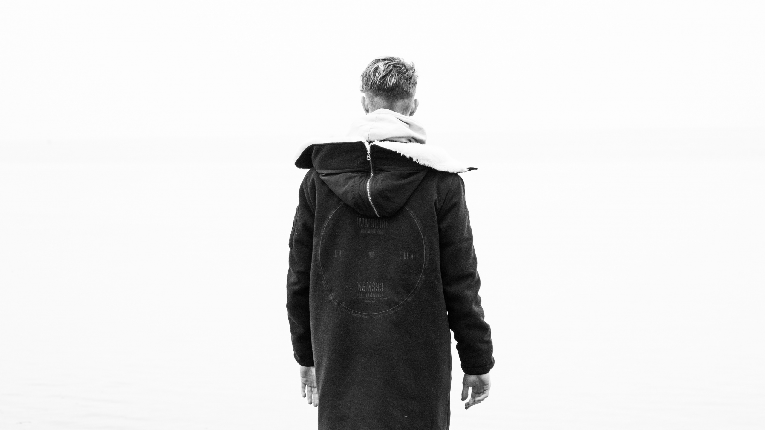 Coat, Standing, Outerwear, Jacket, Shoulder. Wallpaper in 2560x1440 Resolution