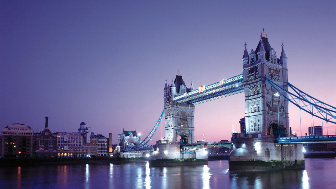 Bridge Over River During Night Time. Wallpaper in 1280x720 Resolution