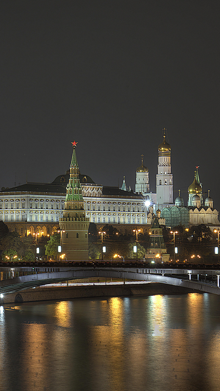 Skyline Der Stadt Bei Nacht Night. Wallpaper in 750x1334 Resolution