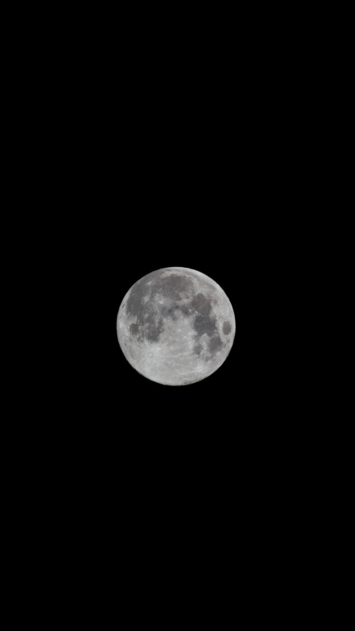 Pleine Lune Dans le Ciel. Wallpaper in 720x1280 Resolution