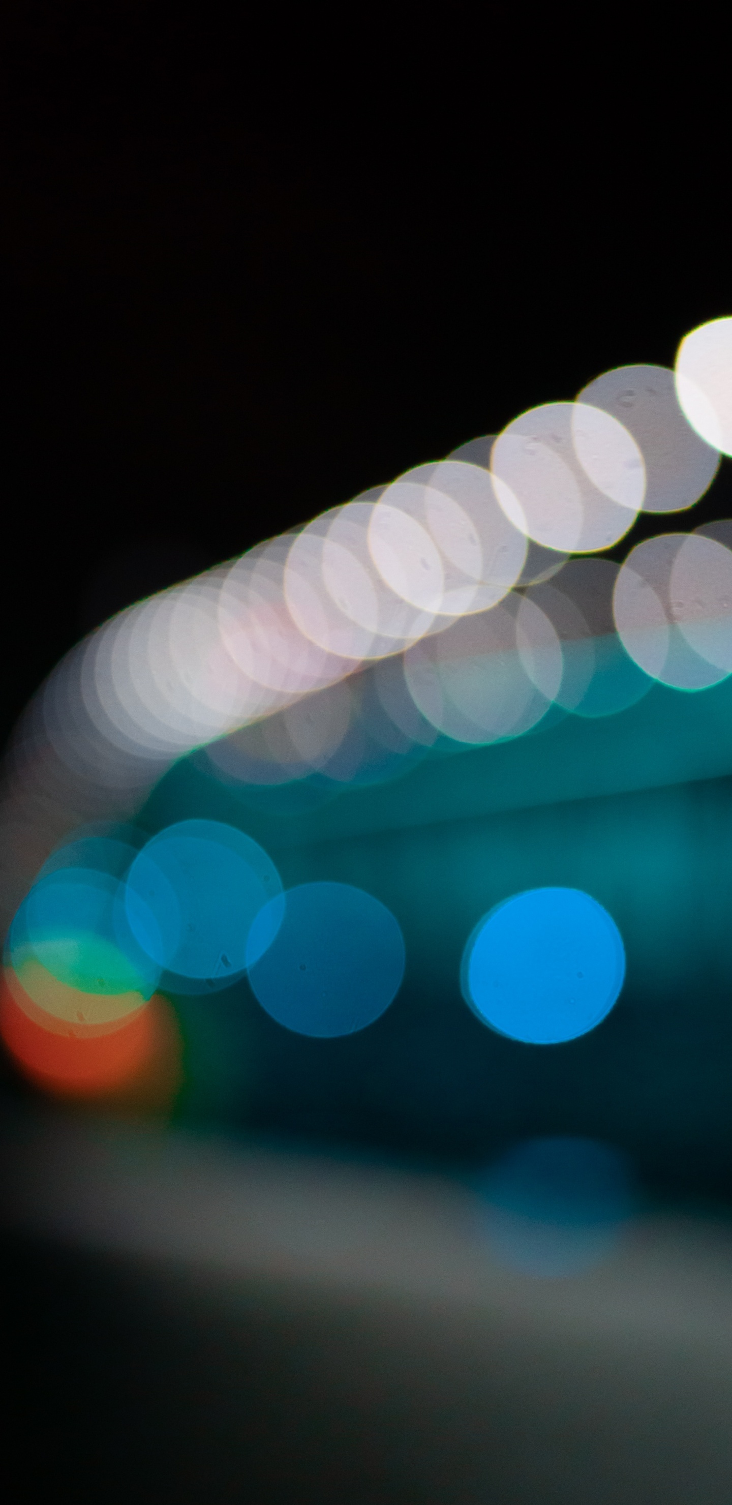 Grünes Und Weißes Licht-Bokeh. Wallpaper in 1440x2960 Resolution