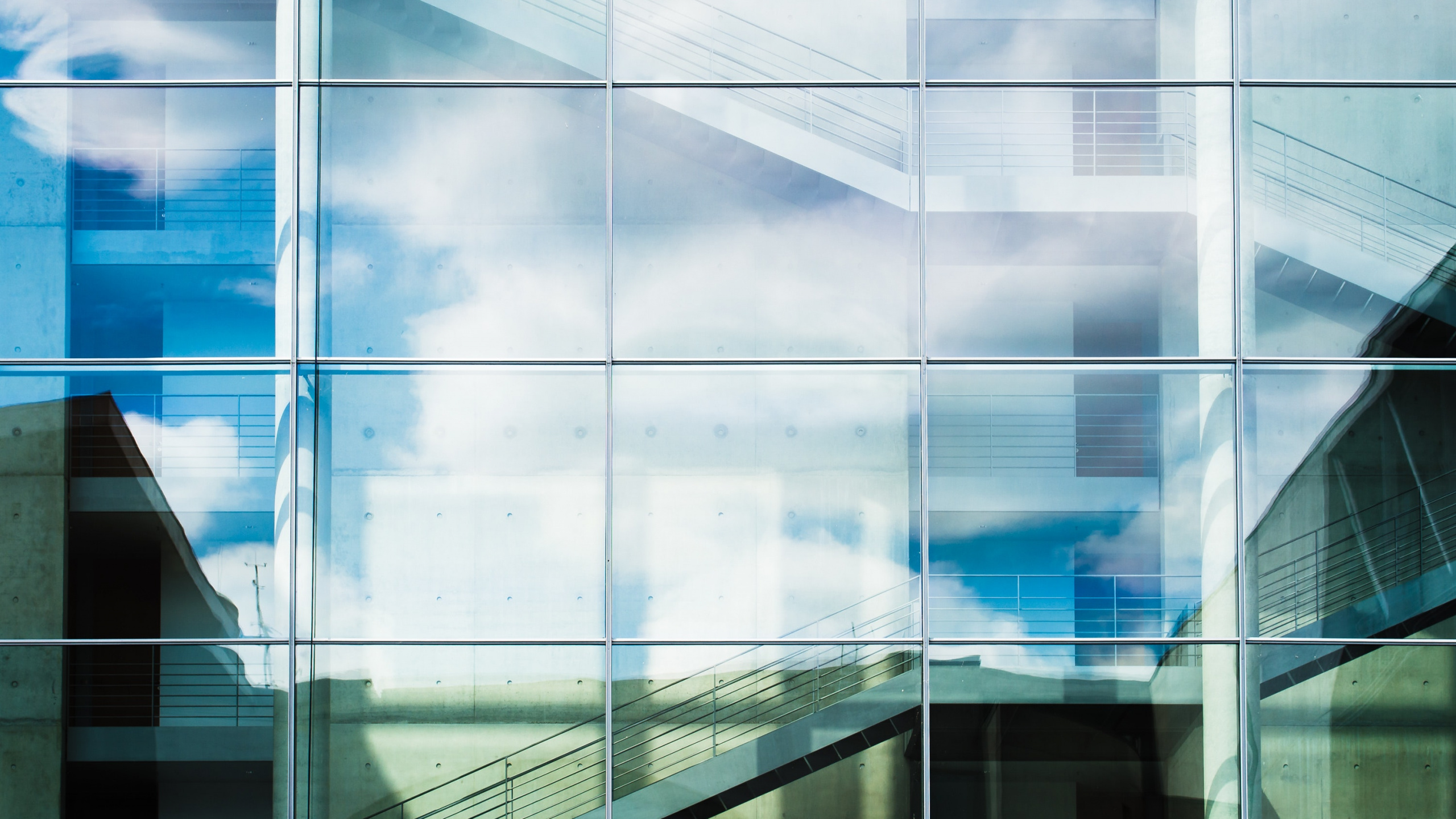 White and Blue Glass Walled Building. Wallpaper in 2560x1440 Resolution