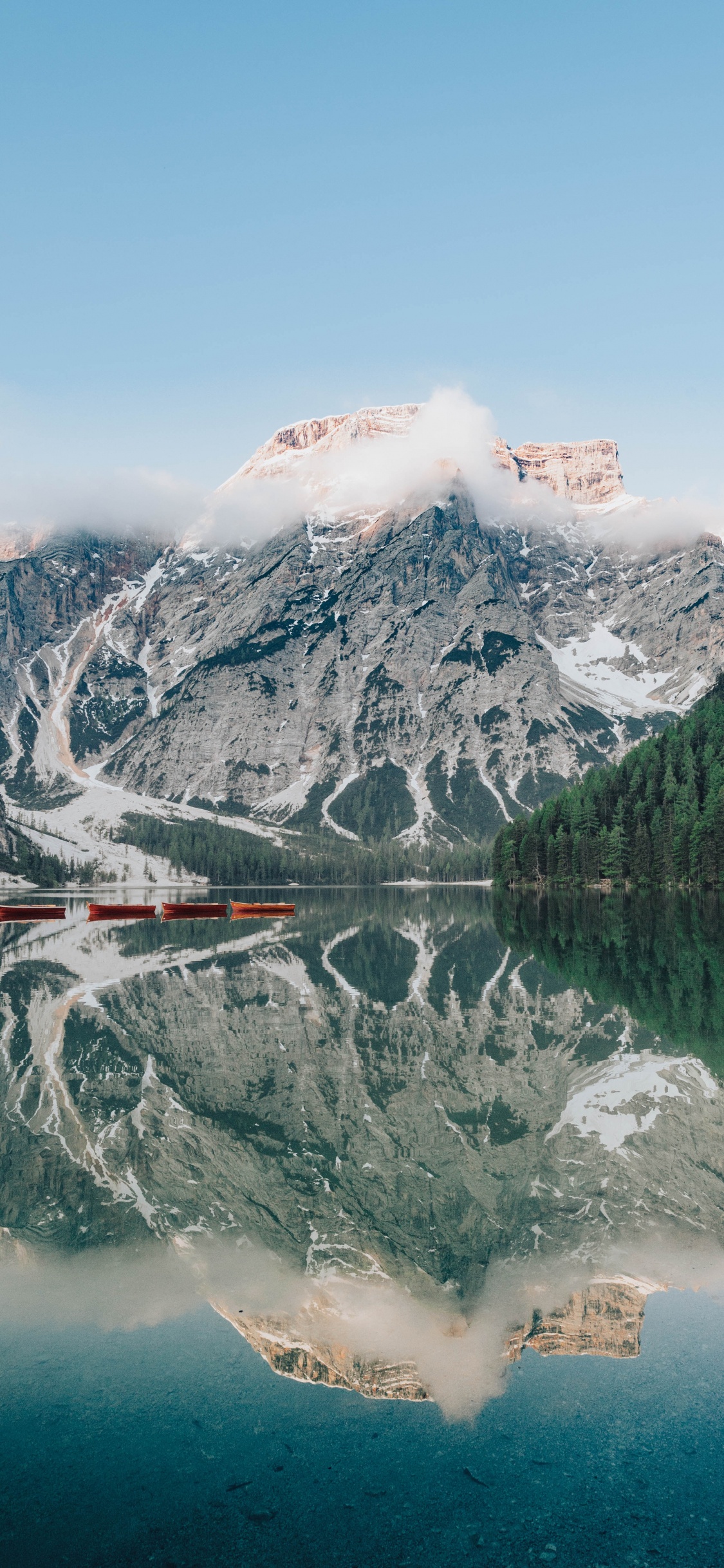 Las Formaciones Montañosas, Montaje de Escenografía, Highland, Cuerpo de Agua, Lago. Wallpaper in 1125x2436 Resolution