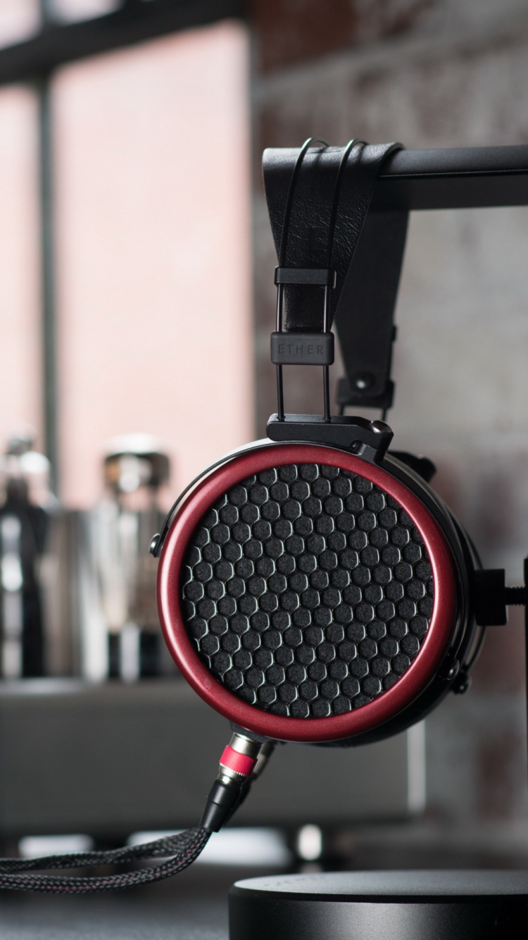 Auriculares, Equipo de Audio, Micrófono, Beats Electronics, Tecnología. Wallpaper in 750x1334 Resolution