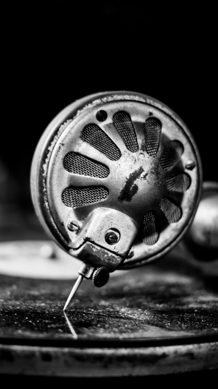 Phonograph, Phonograph Record, Wheel, Monochrome, Black and White. Wallpaper in 750x1334 Resolution