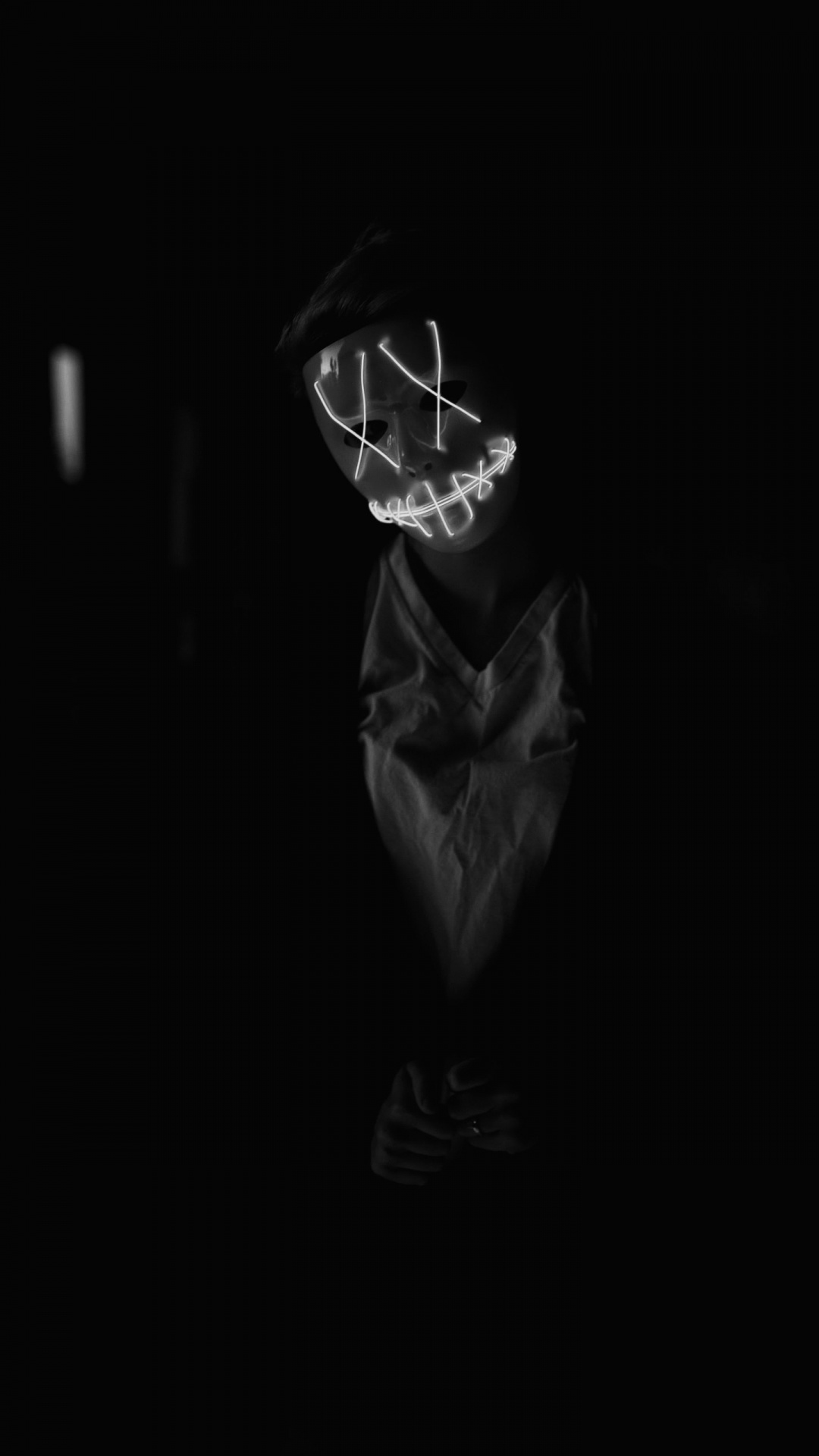 Homme en Veste de Costume Noir. Wallpaper in 1080x1920 Resolution