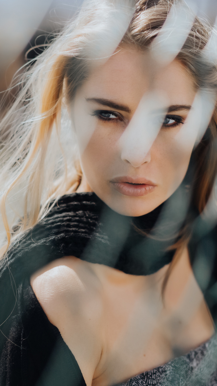 Belleza, Piel, Las Pestañas, La Gente en la Naturaleza, Moda de la Calle. Wallpaper in 750x1334 Resolution