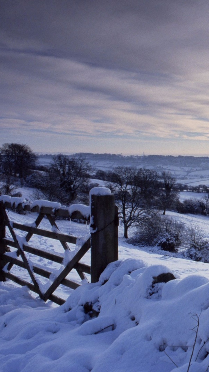 Snow Covered Field During Daytime. Wallpaper in 720x1280 Resolution
