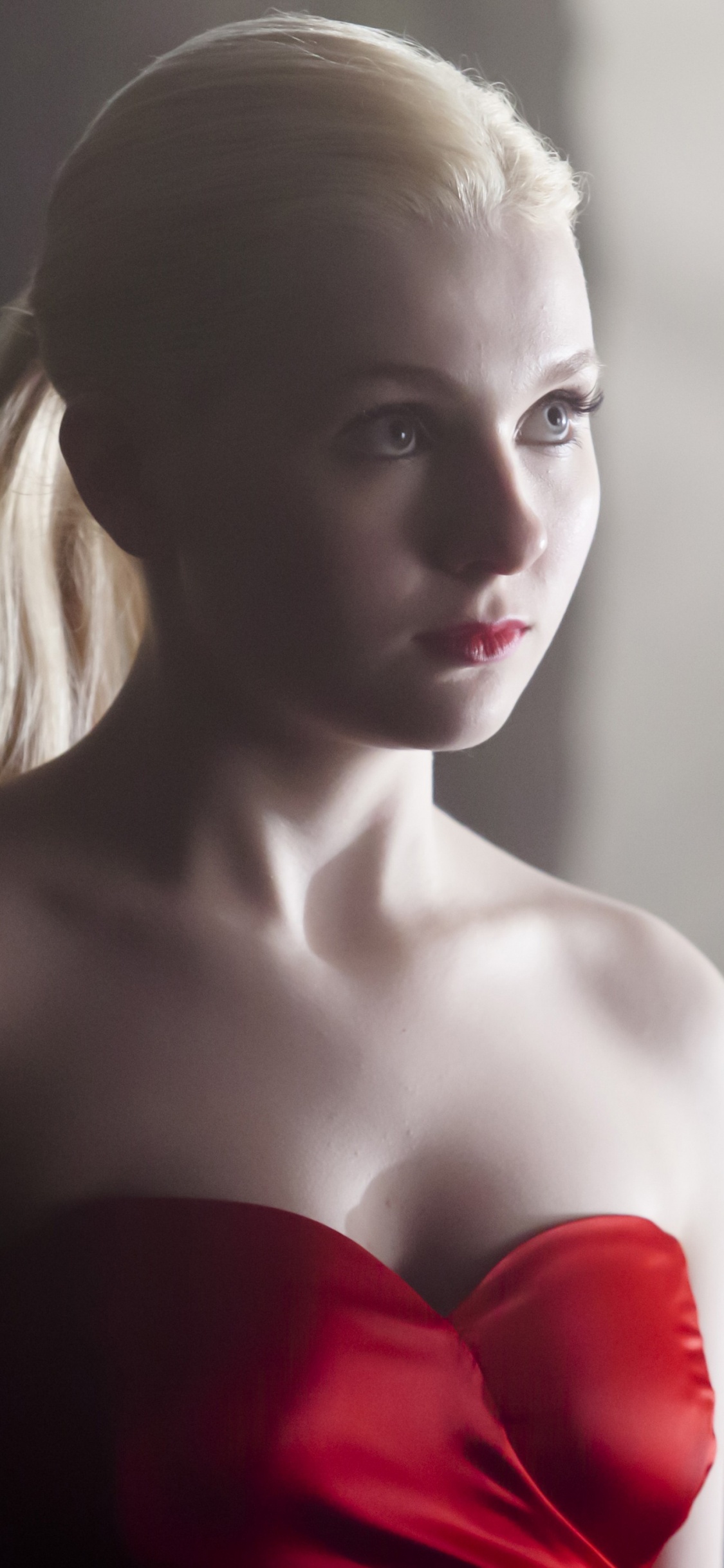 Abigail Breslin Fille Finale, Fille Finale, Abigail Breslin, Kit Kittredge, Bras. Wallpaper in 1125x2436 Resolution