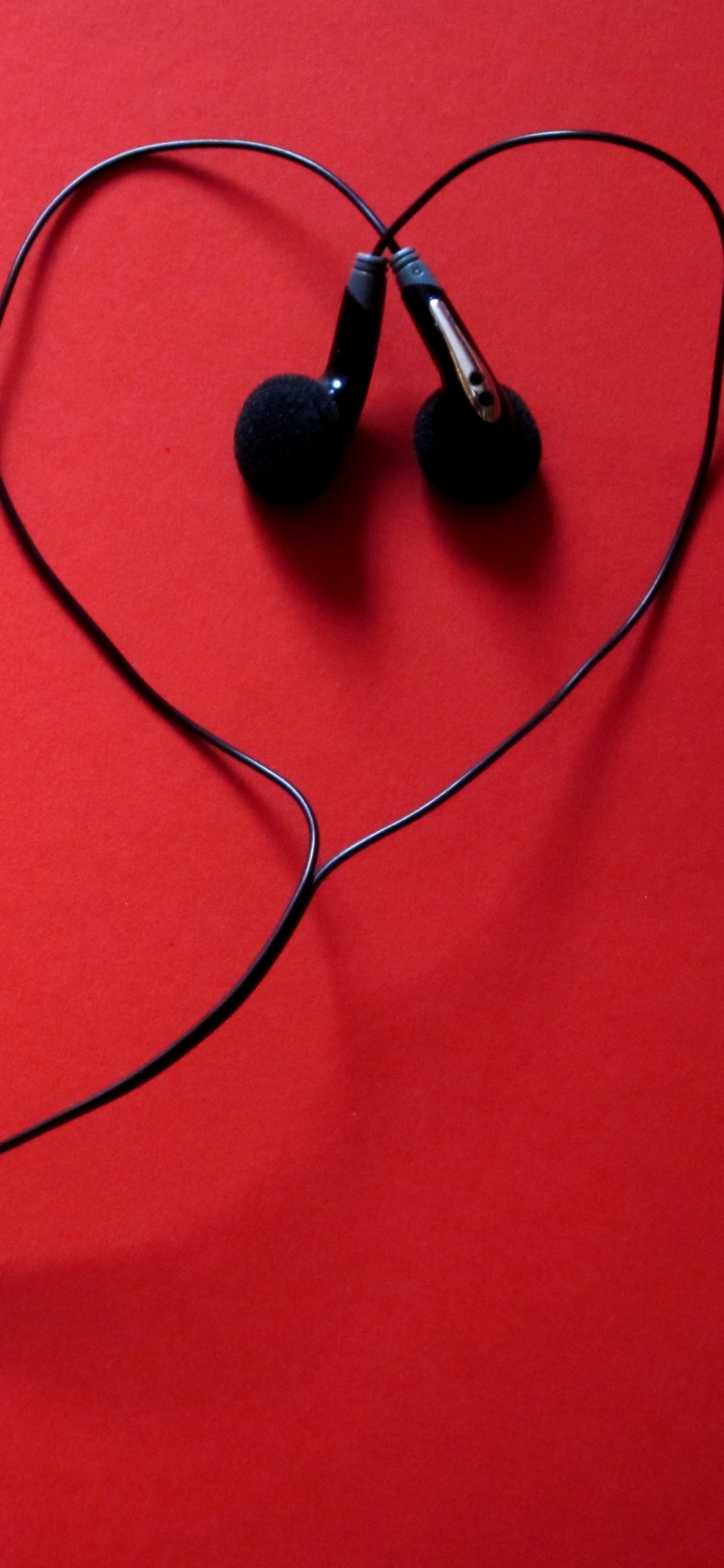 Auriculares, Rojo, Estetoscopio, Dispositivo Electrónico, Equipo de Audio. Wallpaper in 1125x2436 Resolution