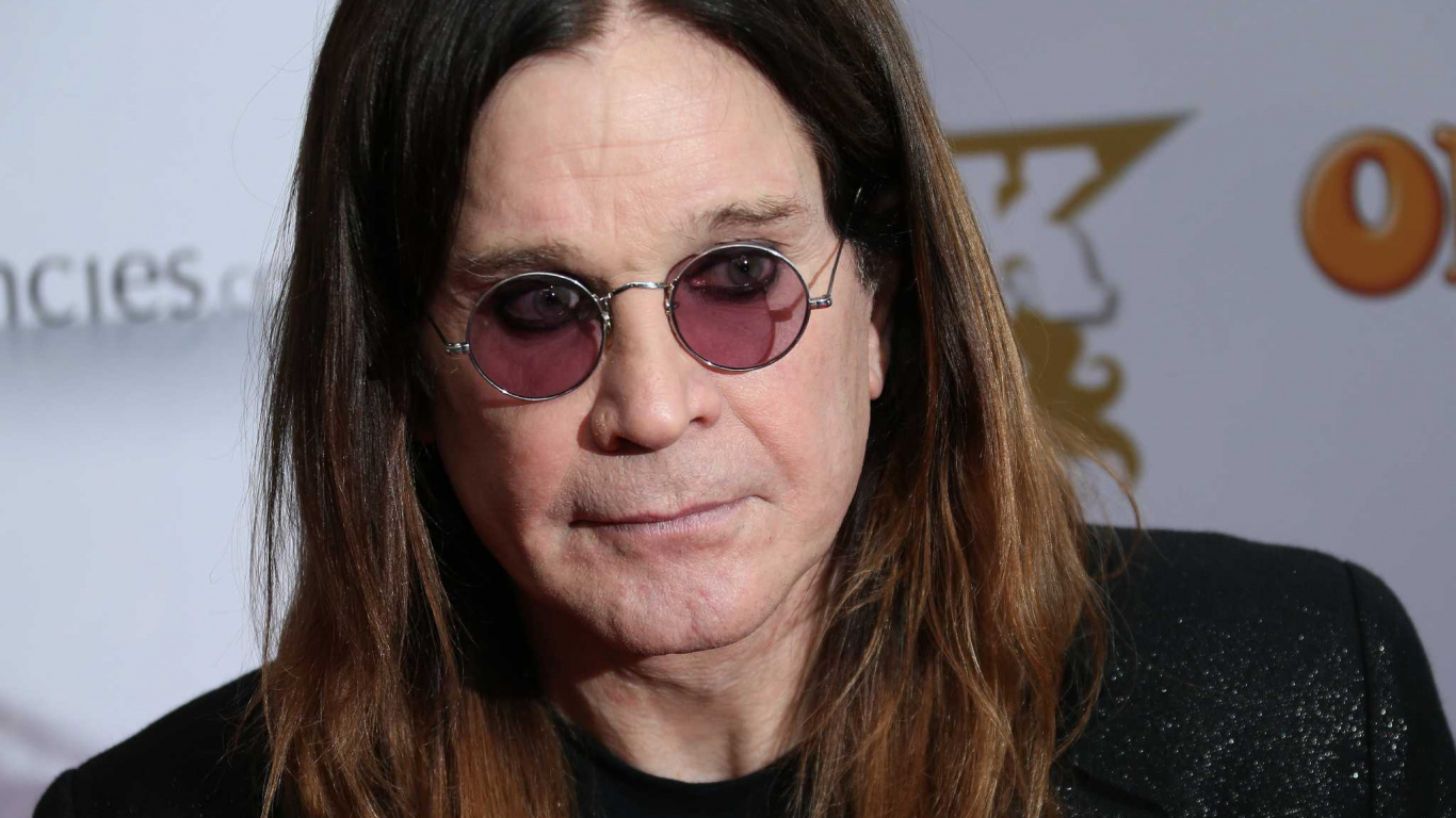 Pas Plus de Tours II, Black Sabbath, Coiffure, Menton, Soins de la Vision. Wallpaper in 1366x768 Resolution