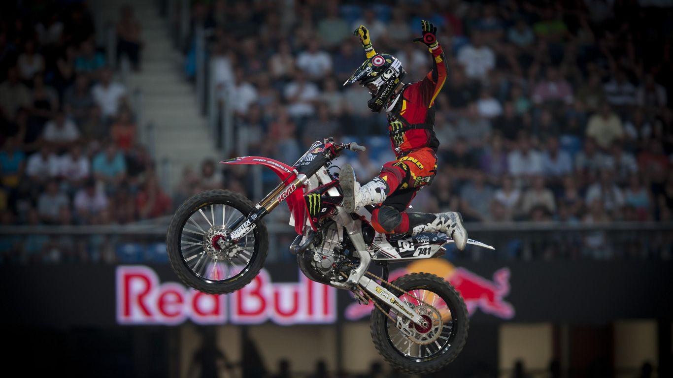 Man in Red and White Motocross Suit Riding Motocross Dirt Bike. Wallpaper in 1366x768 Resolution