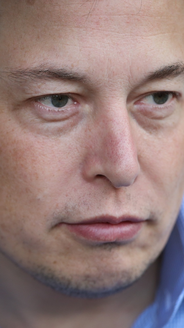 Elon Musk, Gesicht, Stirn, Nase, Kinn. Wallpaper in 720x1280 Resolution