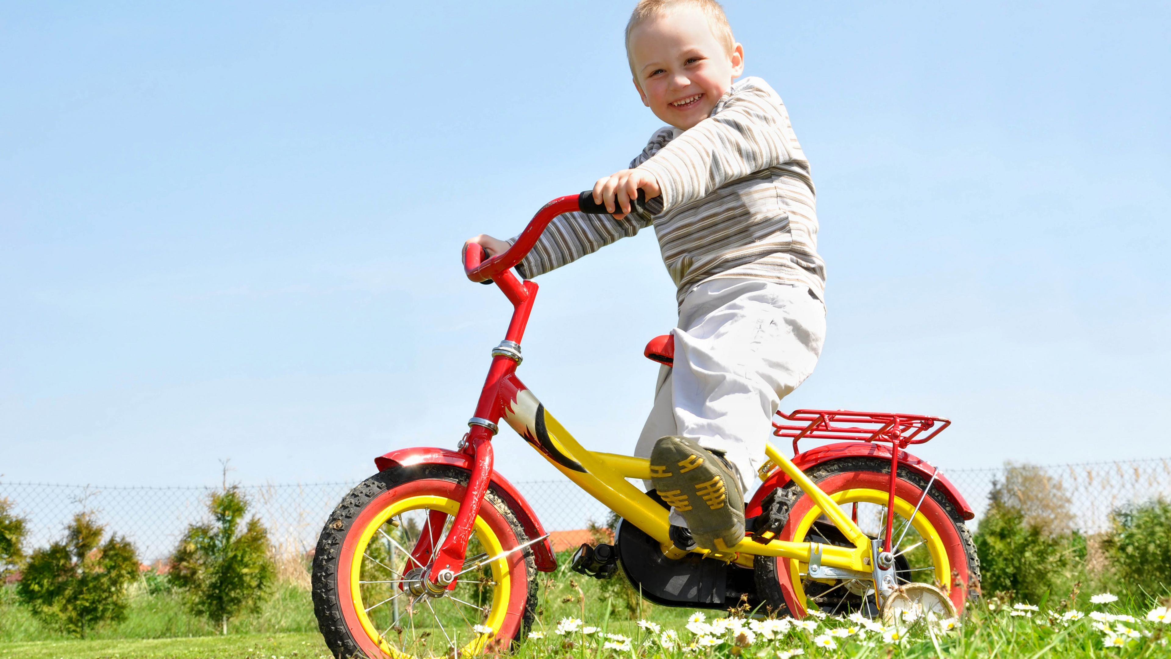 Enfant, Rire. Wallpaper in 3840x2160 Resolution