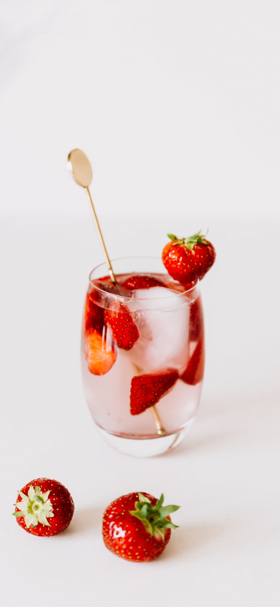 Strawberry, Cocktail Garnish, Food, Tableware, Liquid. Wallpaper in 1125x2436 Resolution