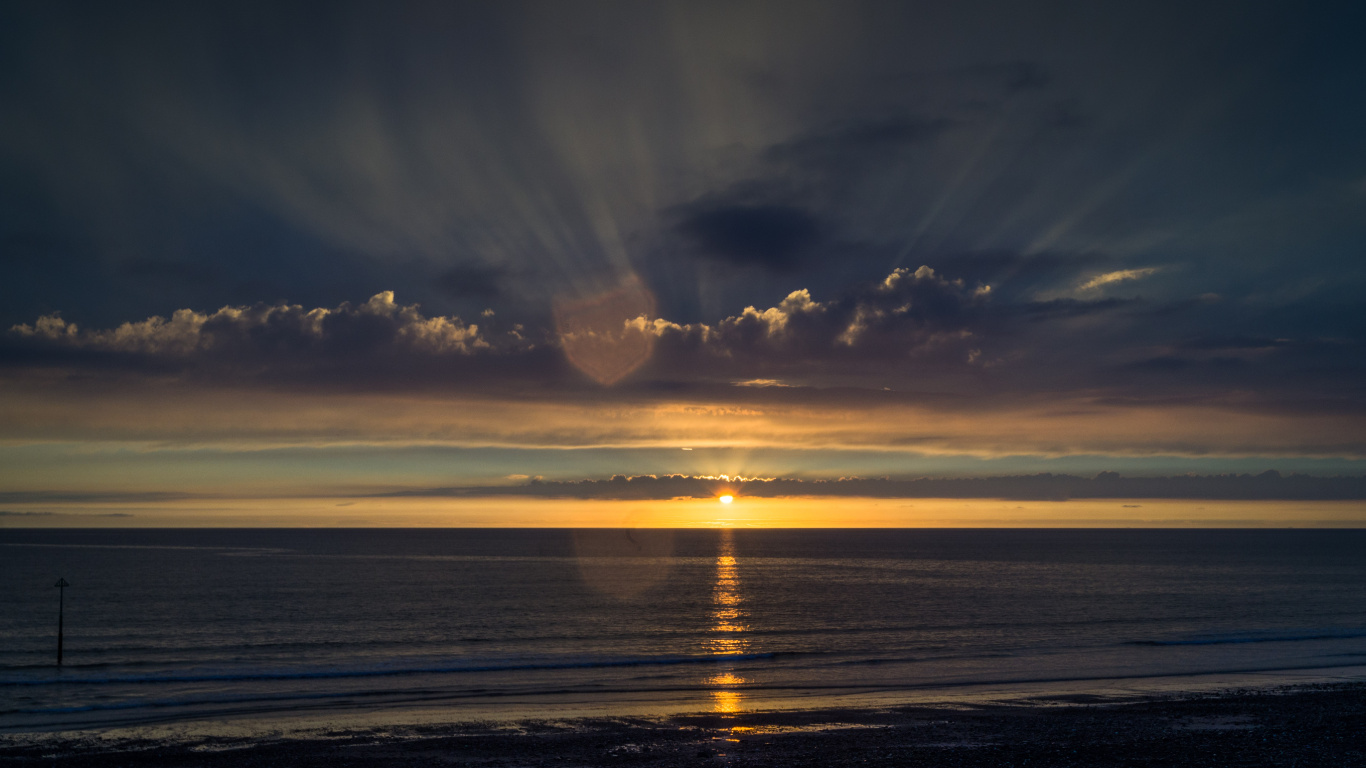 Horizon, Sunset, Sea, Evening, Dawn. Wallpaper in 1366x768 Resolution